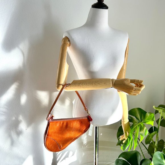 Dior Saddle Bag - Picture 7 of 9